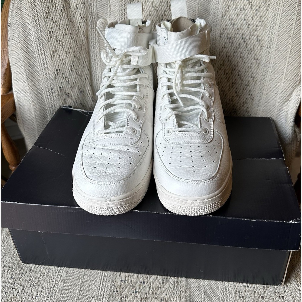 Nike Mens SF AF1 String Gum Special Forces‎ Air Force AA6655 100 Size 11.5